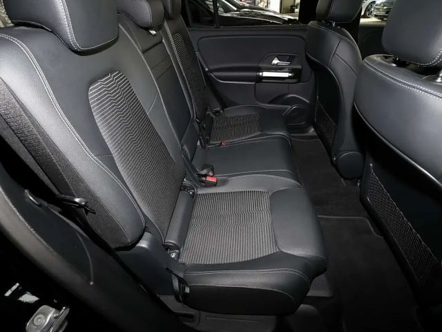 Mercedes-Benz EQB 300 4MATIC