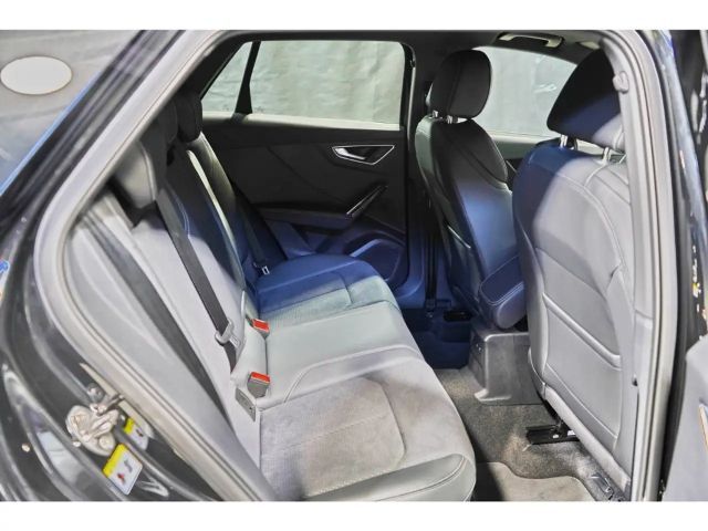 Audi SQ2 TFSI AHK PANO SONOS 19-Zoll