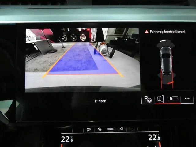 Audi Q8 e-tron 55 Business Quattro