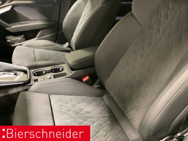 Audi RS3 Quattro S-Tronic Sedan