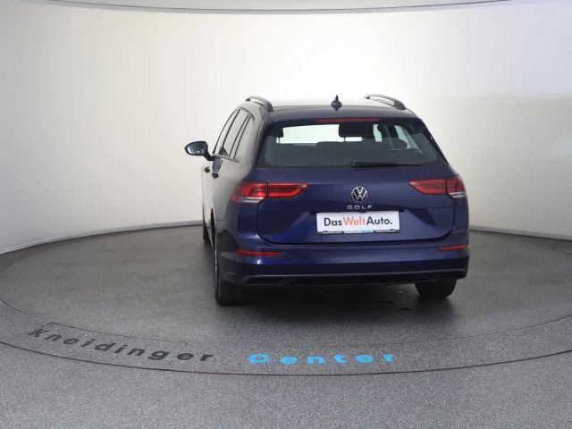 Volkswagen Golf Life Variant