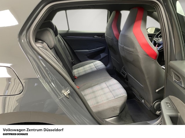 Volkswagen Golf 2.0 TSI