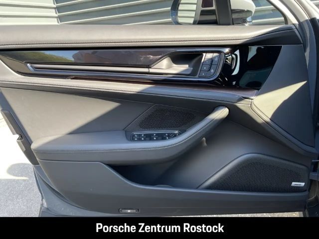 Porsche Panamera 4 E-Hybrid