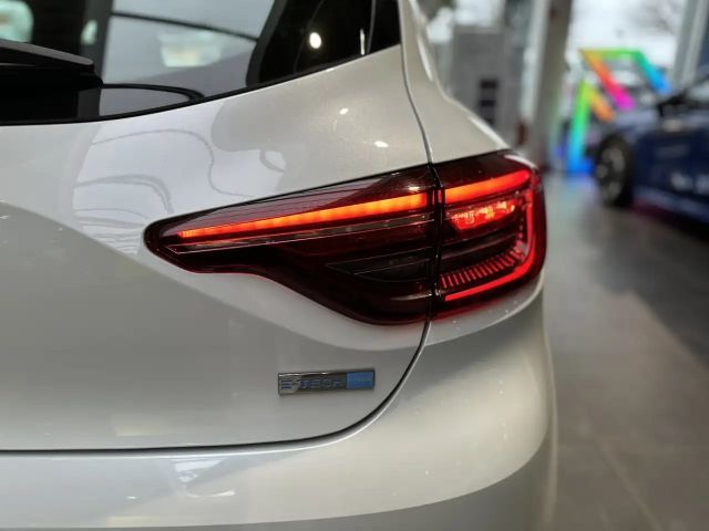 Renault Clio E-Tech Intens