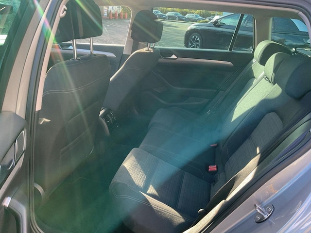 Volkswagen Passat 2.0 TDI Business DSG Variant