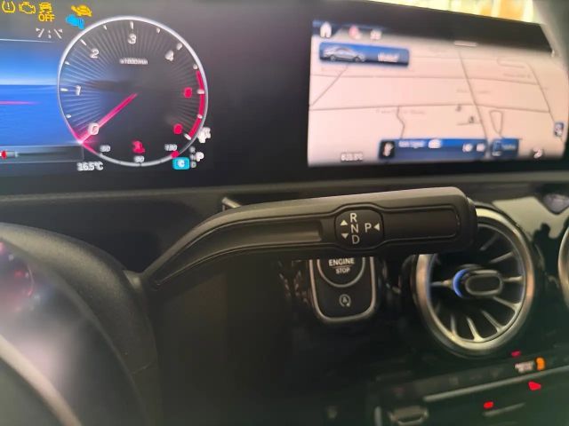 Mercedes-Benz CLA 180 CLA 180 d Coupé