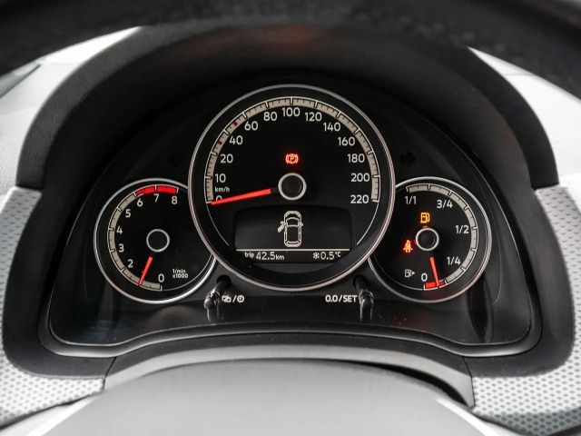 Volkswagen up! 1.0 MPI Active