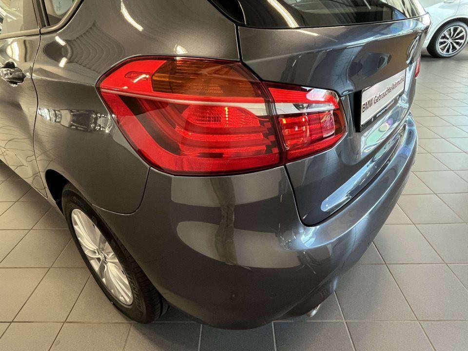 BMW 218 218d xDrive