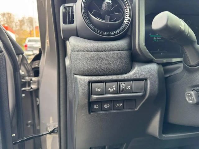 Toyota Land Cruiser 2.8 D-4D 7-zitter Executive