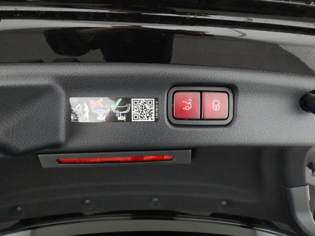 Mercedes-Benz C 200 Sedan