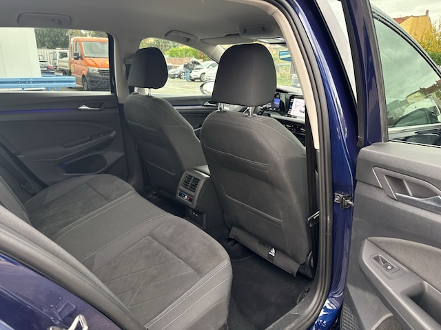 Volkswagen Golf Style