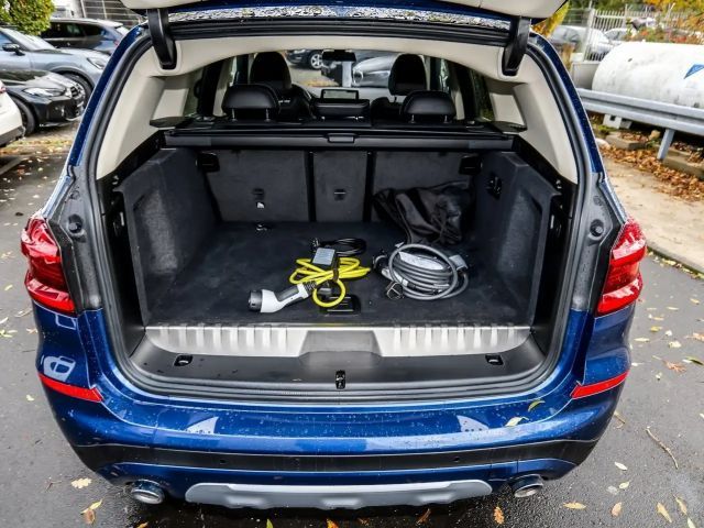 BMW X3 xDrive30e