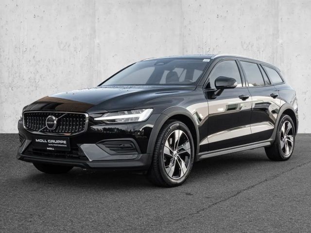 Volvo V60 AWD Plus