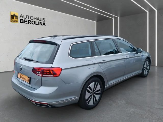 Volkswagen Passat DSG GTE Variant