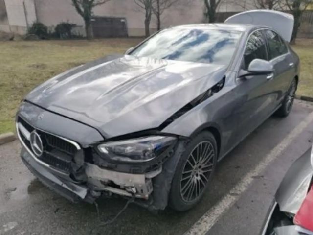 Mercedes-Benz C 200 Sedan