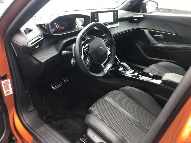 Peugeot 2008 EAT8 GT-Line PureTech