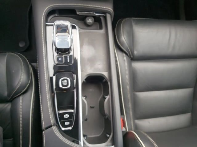 Volvo XC90 AWD Dark Plus