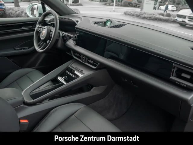 Porsche Macan 4