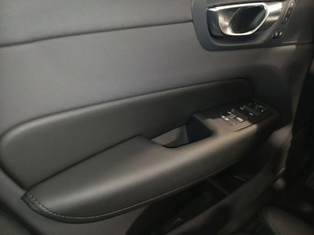 Volvo XC60 AWD Dark Plus T6