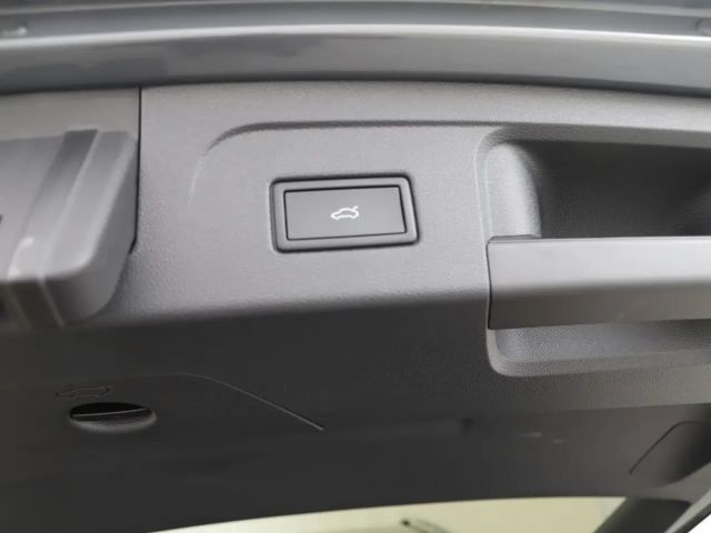 Volkswagen Touran DSG R-Line