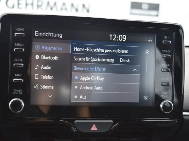 Toyota Yaris Club Hatchback