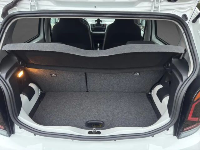 Volkswagen e-up! Plus Style