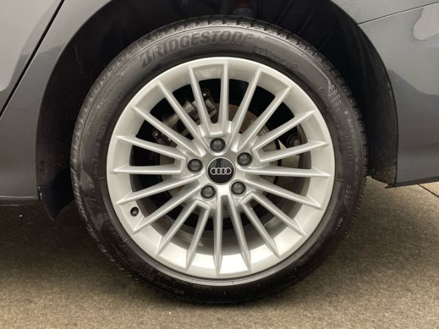 Audi A3 30 TFSI S-Tronic Sedan