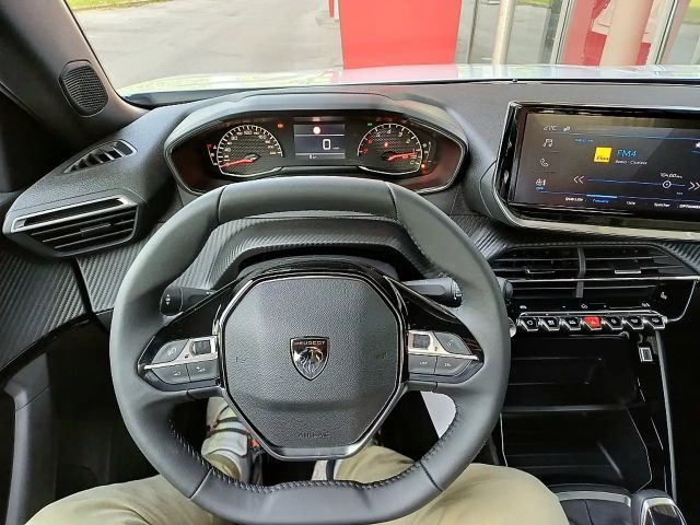 Peugeot 2008 PureTech Style