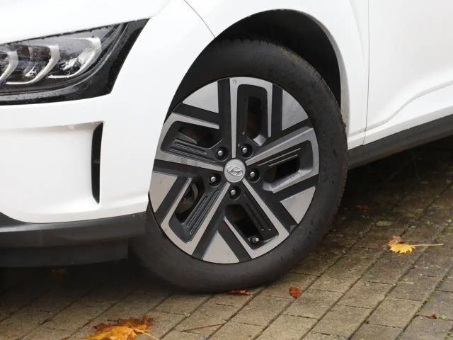 Hyundai Kona Electric Select