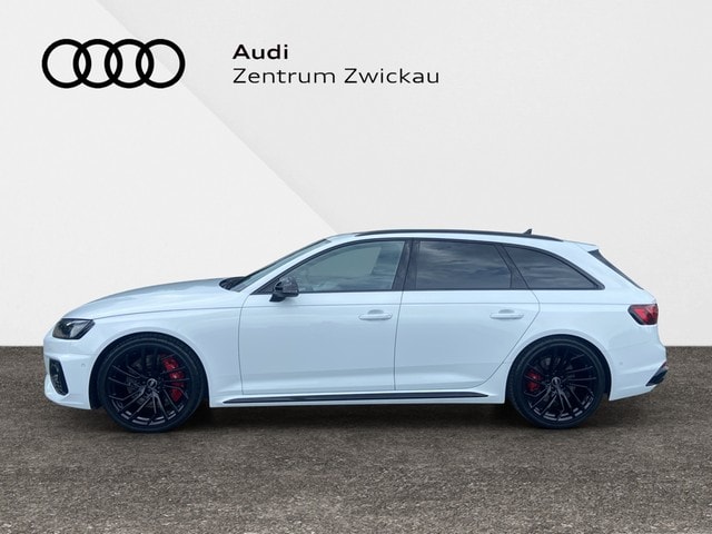 Audi RS4 Avant Quattro