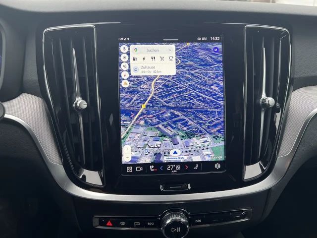 Volvo V60 AWD Dark Hybrid Plus T6