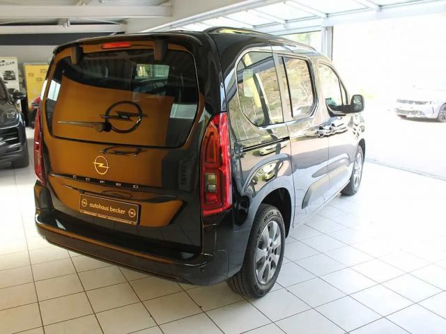Opel Combo L1H1 Edition Plus 1.2 Turbo