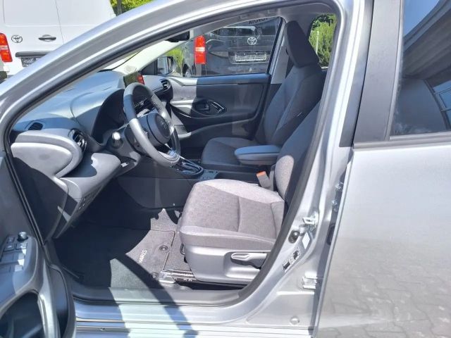 Toyota Yaris Hatchback Hybride VVT-i