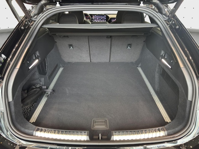 Audi A6 Avant Quattro S-Tronic