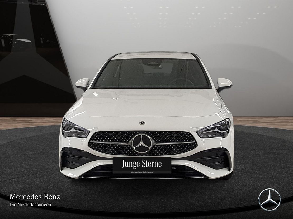 Mercedes-Benz CLA 200 AMG Line Shooting Brake