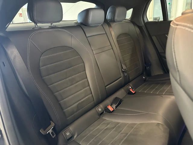 Mercedes-Benz GLC 300 4MATIC AMG Line Coupé