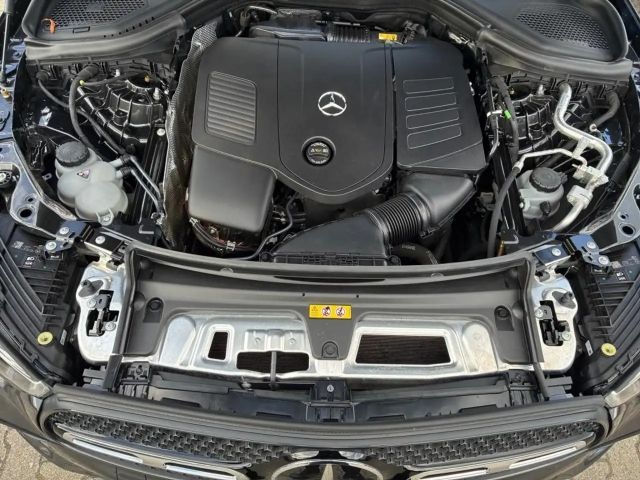 Mercedes-Benz GLC 300 4MATIC AMG Line