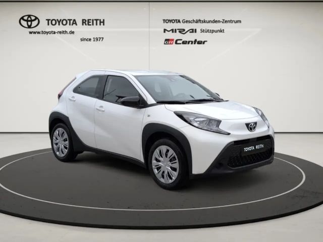 Toyota Aygo X Business