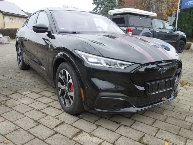 Ford Mustang Mach-E AWD