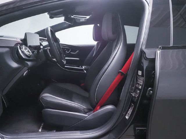 Mercedes-Benz EQE 300 Sedan