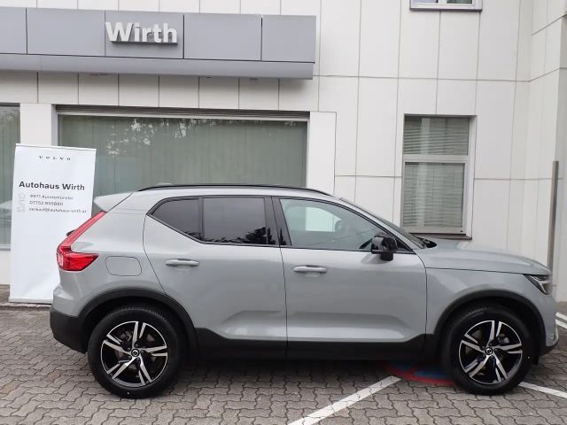 Volvo XC40 Dark Plus