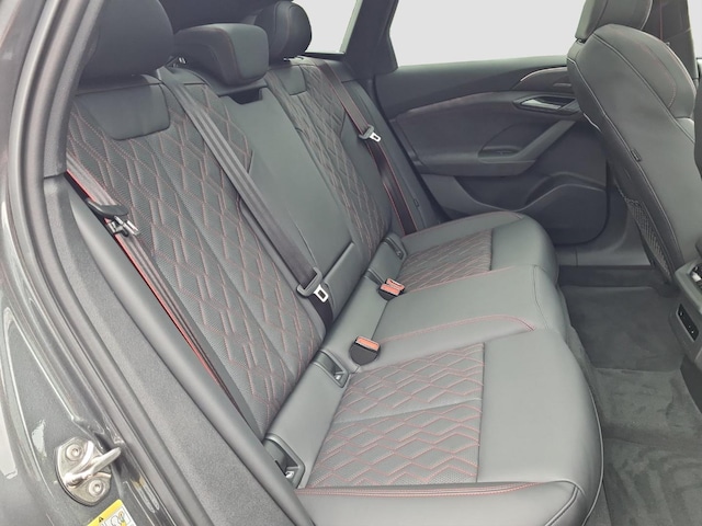 Audi A6 e-tron Avant Quattro