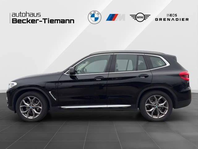 BMW X3 xDrive30e