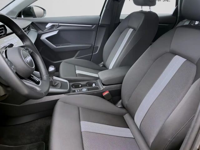 Audi A3 30 TDI Sedan Sportback