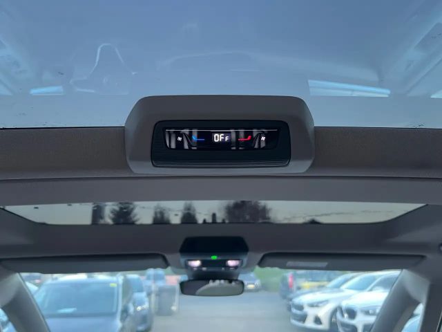 Volkswagen Multivan Lang T7