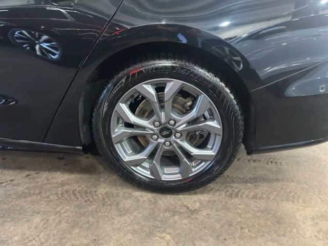 Ford Focus EcoBoost ST Line Wagon