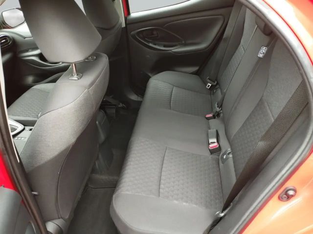 Toyota Yaris Hybride Team D