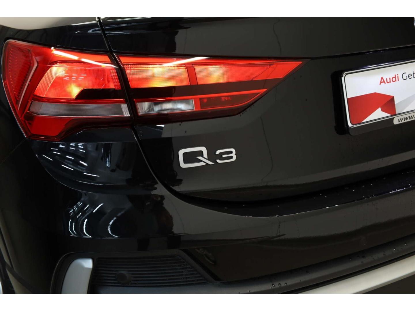 Audi Q3 35 TDI S-Line S-Tronic Sportback