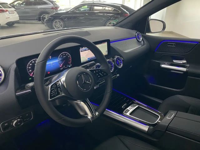 Mercedes-Benz B 200 PRO+NIGHT+PANO+KEYLESS+MULTIBEAM+KAMERA