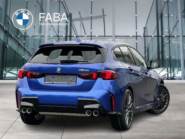 BMW 135 Sedan xDrive